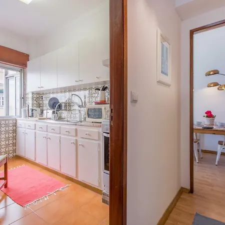 Light Filled Apartment, By Timecooler Apartmán