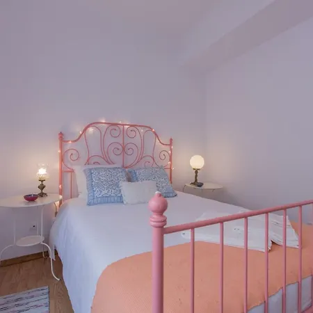 Light Filled Apartment, By Timecooler * Lisboa